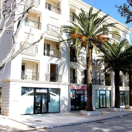 Vasiliki Seaside Apartments Petrovac المظهر الخارجي الصورة