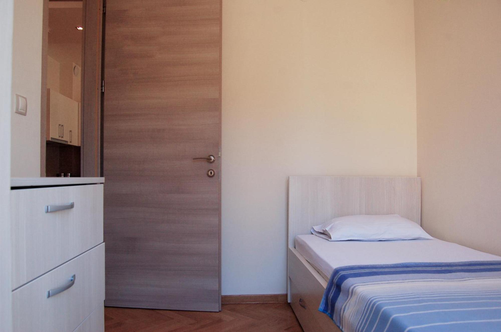 Vasiliki Seaside Apartments Petrovac الغرفة الصورة