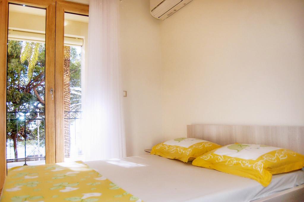 Vasiliki Seaside Apartments Petrovac المظهر الخارجي الصورة